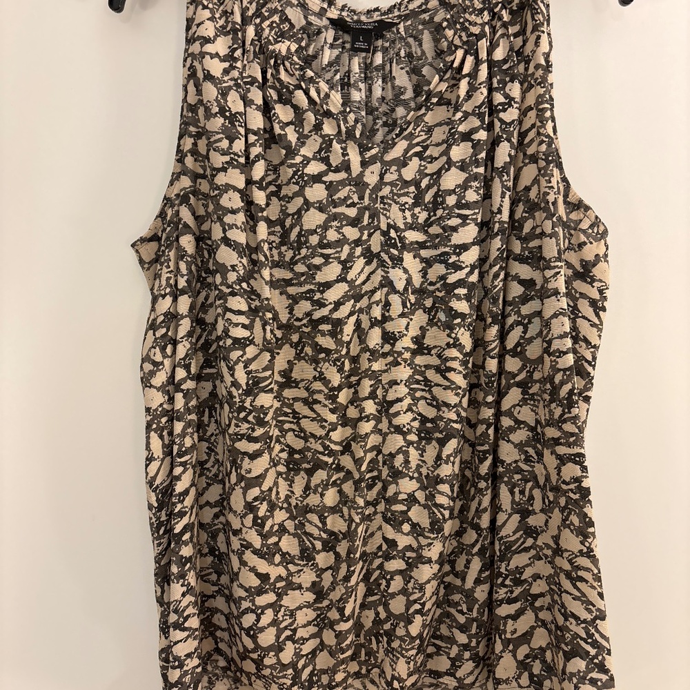 Simply Vera Wang high low top